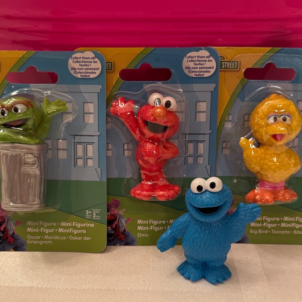 Sesame Street Mini Figures Set - Red, Blue, Yellow, Green